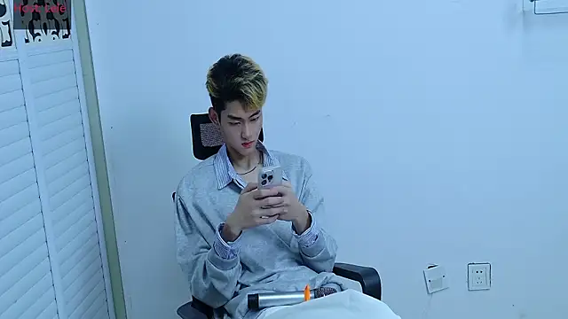 sexyboy-lele online show from 10-18-25, 11:12