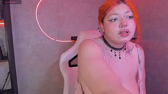 irisfeitan online show from 11-17-25, 10:41