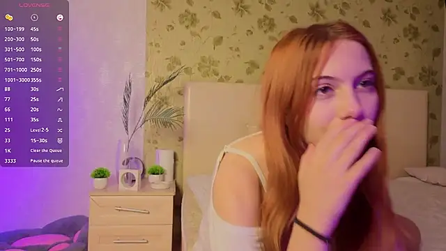 lilliaqueen online show from 11-05-25, 02:20