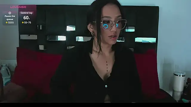 SussySunny  online show from 04-11-26, 04:20