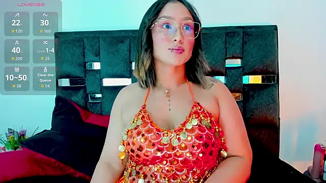 SussySunny  online show from 10-31-25, 04:47