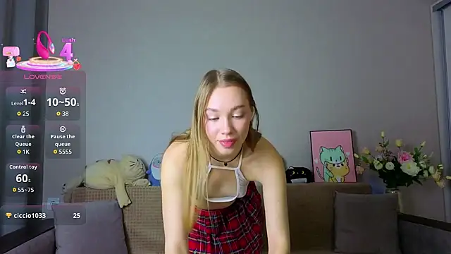 ElizaPurrr online show from 11-08-25, 04:38