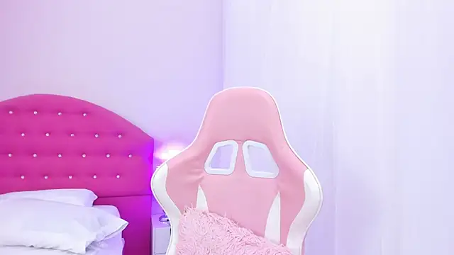 Juana miel online show from 04-16-26, 07:58