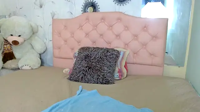 zara cute online show from 02-16-26, 12:15