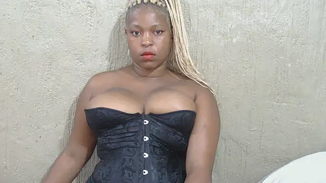 Snapshot of ZuriVixen chatting on 10-16-25, 06:49 ZuriVixen online show from 10-16-25, 06:49