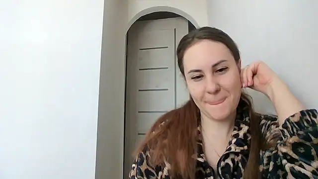 MeadowEyes online show from 02-23-26, 01:01