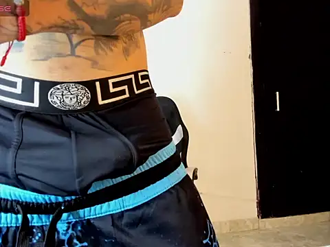 Cami KingSex online show from 10-14-25, 04:07