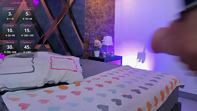 Vittoria Conti  online show from 03-26-26, 05:33