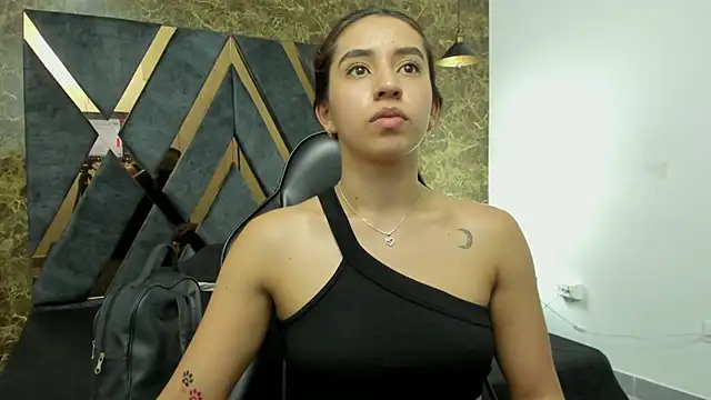 Vittoria Conti  online show from 03-02-26, 05:20