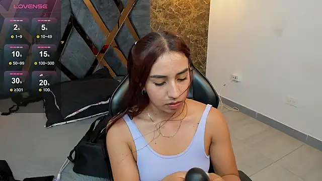 Snapshot of Vittoria_Conti_ chatting on 05-05-26, 05:16 Vittoria Conti online show from 05-05-26, 05:16