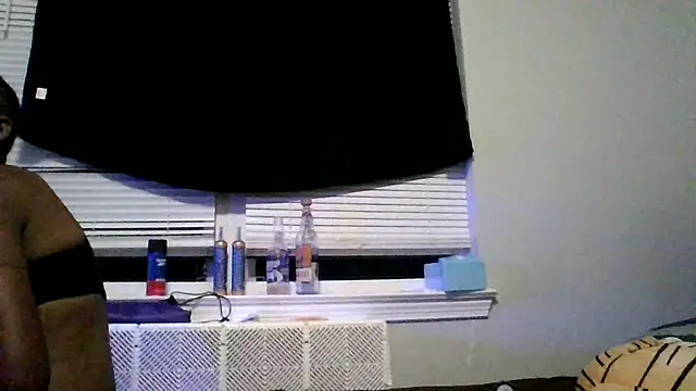 Snapshot of dezzidavill chatting on 07-05-26, 04:19 dezzidavill online show from 07-05-26, 04:19