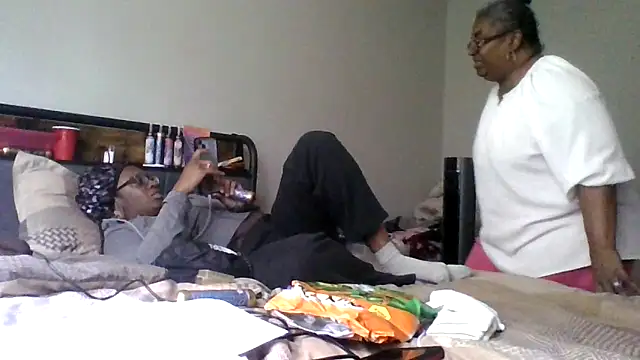 dezzidavill online show from 04-28-26, 01:48