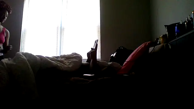 dezzidavill online show from 04-18-26, 03:47