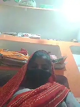 nainshilodhi28 online show from 10-21-25, 07:52