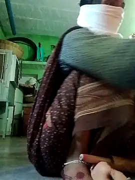 nainshilodhi28 online show from 10-12-25, 02:35