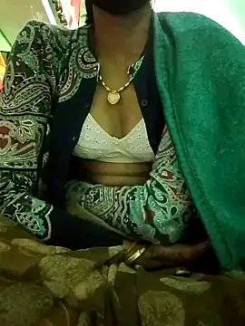 nainshilodhi28 online show from 11-08-25, 06:55