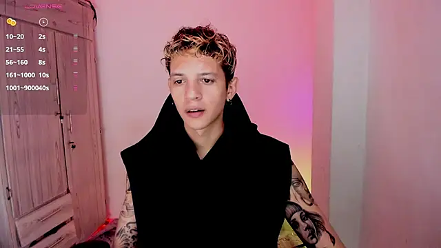 tylernova online show from 04-08-26, 04:25