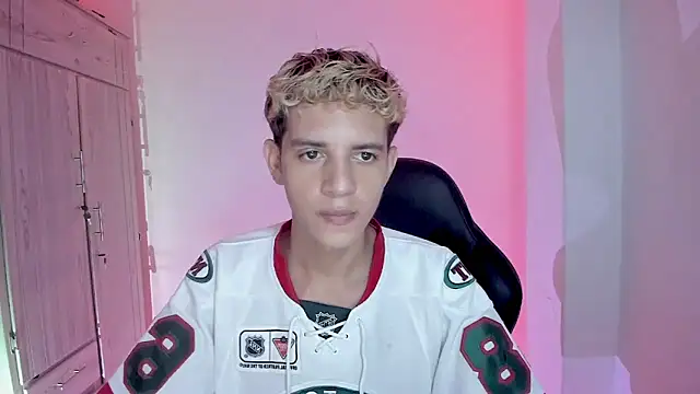 tylernova online show from 02-06-26, 03:35