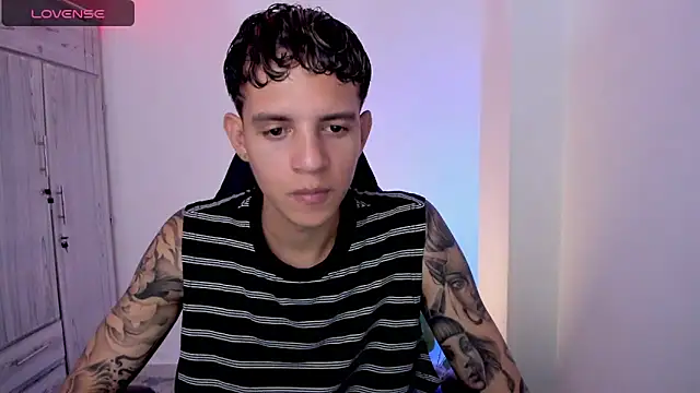 Snapshot of tylernova chatting on 04-26-26, 01:47 tylernova online show from 04-26-26, 01:47