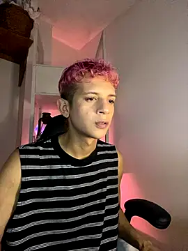 tylernova online show from 11-25-25, 03:40