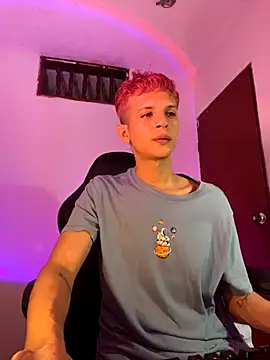 tylernova online show from 11-14-25, 03:21