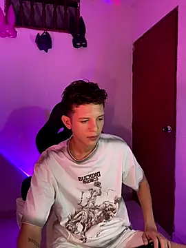 tylernova online show from 10-27-25, 04:02