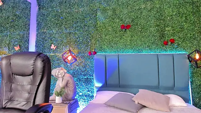 Kiaraa88 online show from 06-10-26, 07:37