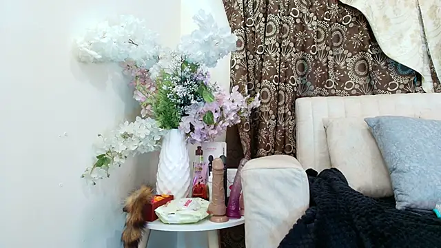 Kiaraa88 online show from 12-04-25, 12:26