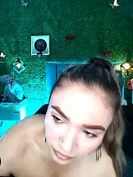 Kiaraa88 online show from 04-16-26, 09:39