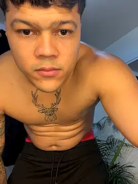 Snapshot of Boyhot_00 chatting on 11-10-25, 09:25 Boyhot 00 online show from 11-10-25, 09:25