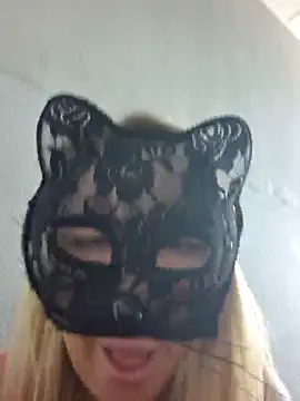 Snapshot of Libertine6259 chatting on 06-18-26, 09:36 Libertine6259 online show from 06-18-26, 09:36