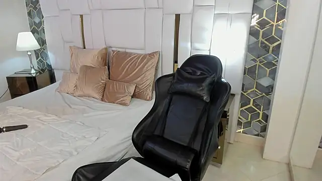 emily parks666 online show from 01-16-26, 10:03