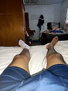 Latinokev online show from 11-18-25, 07:39