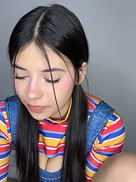 Snapshot of majo_gallego chatting on 10-31-25, 11:00 majo gallego online show from 10-31-25, 11:00