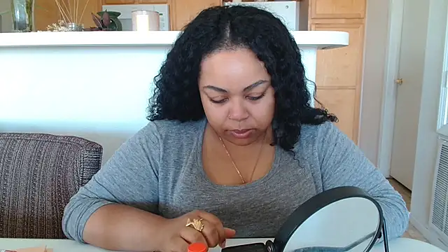 Snapshot of KalaniRose chatting on 10-16-25, 07:22 KalaniRose online show from 10-16-25, 07:22