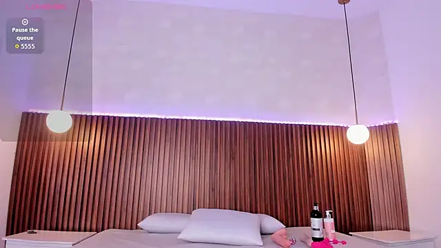 Foxy Kylie online show from 02-26-26, 07:47