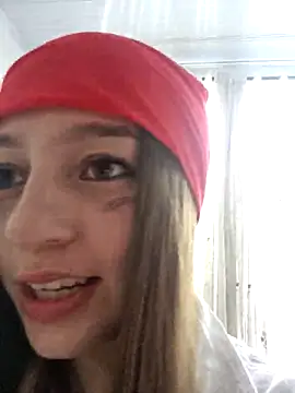   Lorelain   online show from 10-23-25, 09:13