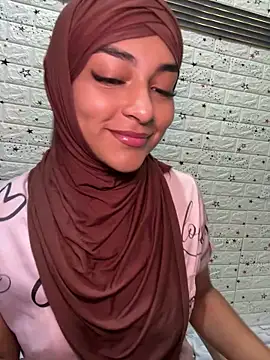 CelestSkyy online show from 11-08-25, 06:22