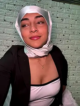 CelestSkyy online show from 12-20-25, 09:28