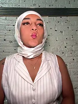 CelestSkyy online show from 10-28-25, 12:33