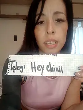 Chinitaluna online show from 11-29-25, 08:31