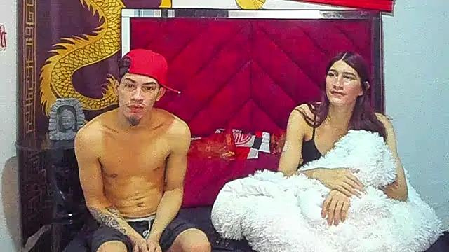 Pride couple online show from 01-11-26, 11:11