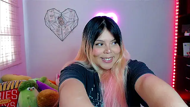 EllieMoonX online show from 02-08-26, 08:50