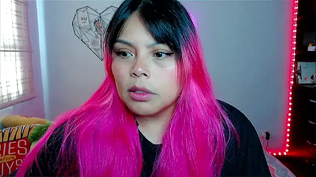 Snapshot of EllieMoonX chatting on 01-05-26, 09:07 EllieMoonX online show from 01-05-26, 09:07