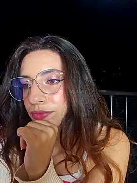 Meganthomson online show from 02-10-26, 02:54