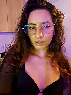 Meganthomson online show from 03-06-26, 02:50