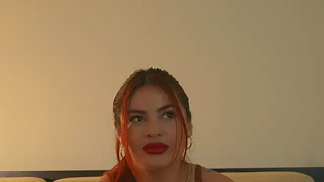 AbrilColls  online show from 03-07-26, 08:14