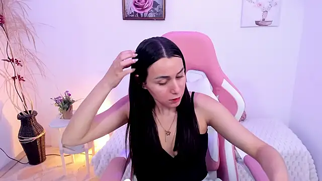 EmmaMyers1 online show from 06-30-26, 09:37
