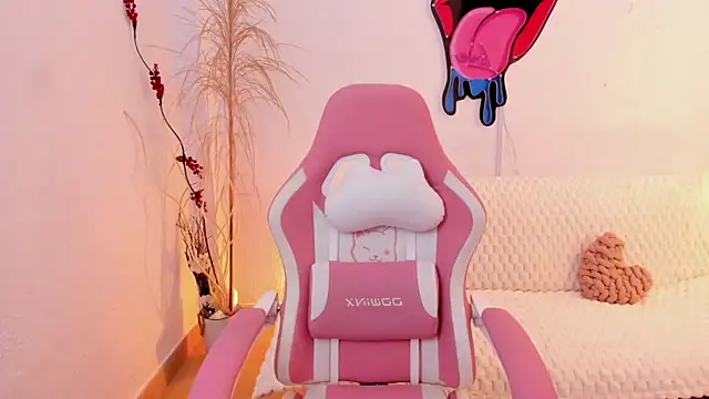 EmmaMyers1 online show from 11-15-25, 02:37