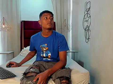 MorenitoDigno online show from 10-29-25, 07:13